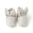 Resmi Galeri görüntüleyiciye yükleyin, Tavşan Kulaklı Müslin Bebek Patik - Cotton Grey
