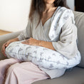 Resmi Galeri görüntüleyiciye yükleyin, Müslin Bebek Emzirme Destek Yastığı - Iconique Lapin