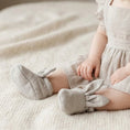 Resmi Galeri görüntüleyiciye yükleyin, Tavşan Kulaklı Müslin Bebek Patik - Cotton Grey