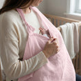 Resmi Galeri görüntüleyiciye yükleyin, Müslin Bebek Emzirme Önlüğü - Innocent Pink
