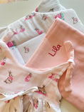 Resmi Galeri görüntüleyiciye yükleyin, Müslin Bebek Örtüsü - Innocent Pink