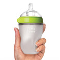 Resmi Galeri görüntüleyiciye yükleyin, Comotomo Silikon Biberon 250ml Orta Akışlı (3-6 Ay) - Yeşil