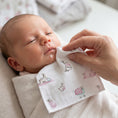 Resmi Galeri görüntüleyiciye yükleyin, Bebek Bakım Seti – Bebe Lapin Rose
