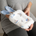 Resmi Galeri görüntüleyiciye yükleyin, Müslin Bebek Emzirme Yastığı - Bébé Lapin
