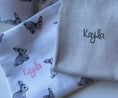 Resmi Galeri görüntüleyiciye yükleyin, Müslin Bebek Ağız Bezi Paketi – Iconique Lapin & Cotton Grey 10`lu
