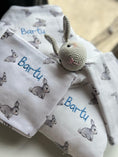 Resmi Galeri görüntüleyiciye yükleyin, Müslin Bebek Yastığı - Iconique Lapin
