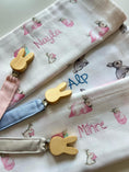 Resmi Galeri görüntüleyiciye yükleyin, 2’li Müslin Bebek Örtüsü - Bebe Lapin Rose ve Cotton Grey - 100x100 cm
