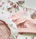 Resmi Galeri görüntüleyiciye yükleyin, Müslin Puset Örtüsü - Bébé Lapin Rose
