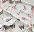 Resmi Galeri görüntüleyiciye yükleyin, Müslin Bebek Panço - Bébé Lapin Rose
